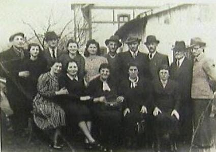 משפחת גליק המורחבת לפני השואה