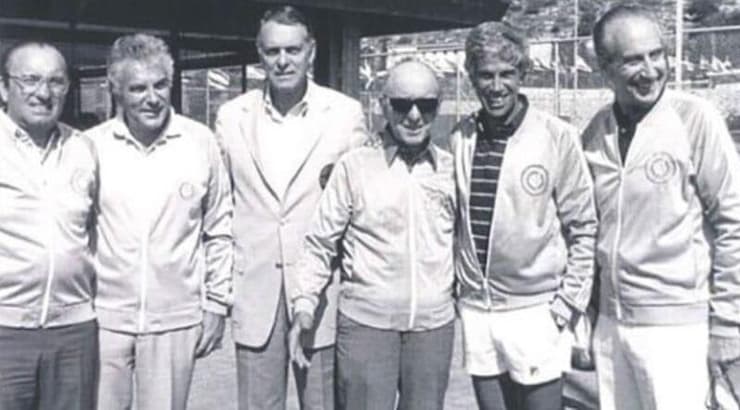 משמאל: ג'וזף ופורמן (ארכיון מרכזי הטניס והחינוך) משמאל: ג'וזף ופורמן