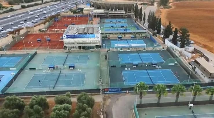 מרכז הטניס והחינוך ברמת השרון