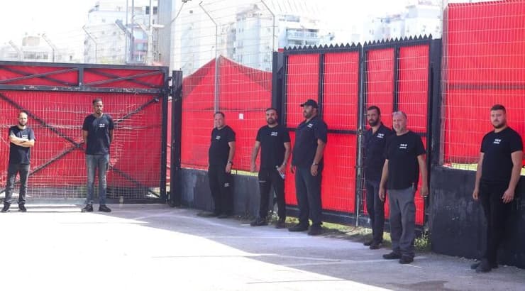 כוח האבטחה במתחם וולפסון (שחר גרוס) כוח האבטחה במתחם וולפסון