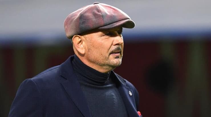 סינישה מיכאילוביץ'. התרגש (רויטרס) סינישה מיכאילוביץ'. התרגש