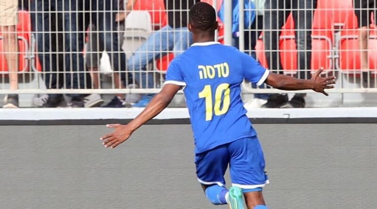 מתנאל טדסה חוגג