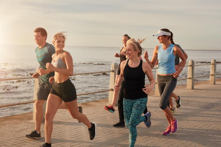 במחקרים נמצא כי ריצה אף עשויה להועיל לבריאות המפרק בטווח הארוך 