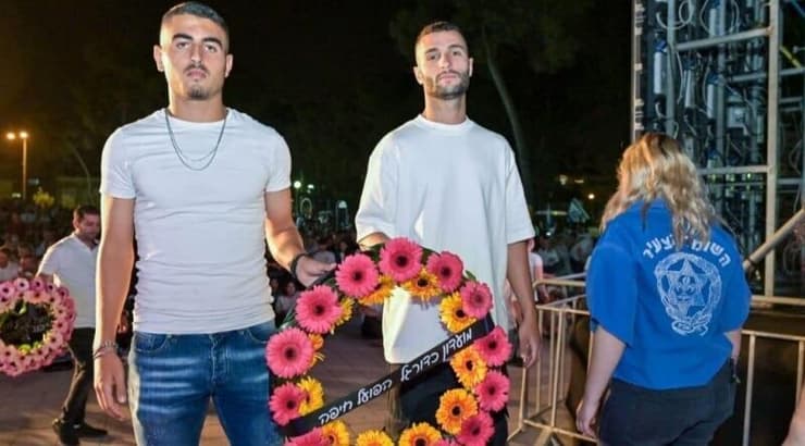 סער פדידה ועומר תורג'מן בטקס יום הזיכרון