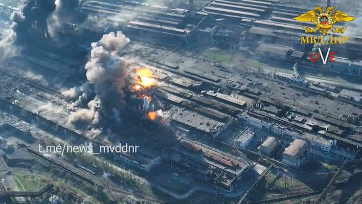 תקיפות ב מפעל אזובסטל מריופול אוקראינה