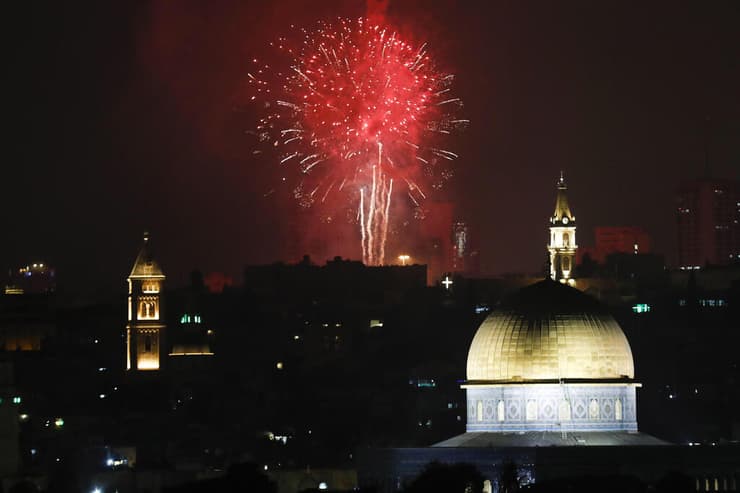 טקס יום העצמאות זיקוקים כיפת הסלע הר הבית ירושלים לילה 
