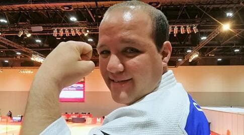 "דרך הג'ודו הוא השיג כל כך הרבה". לבב ברקן