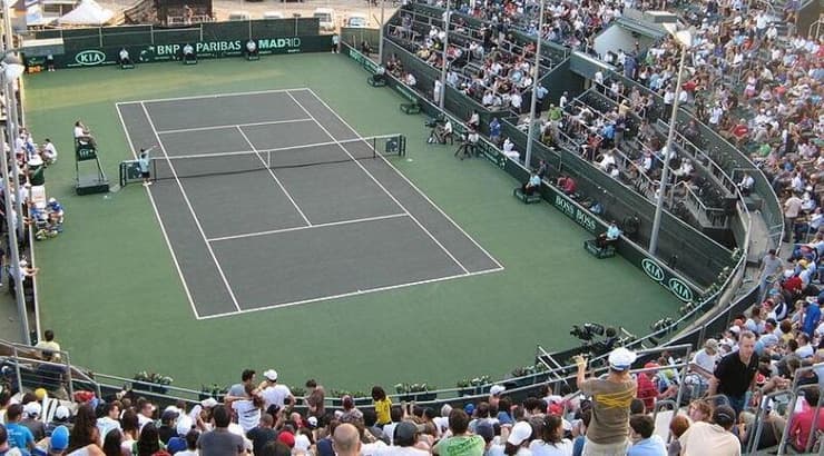 אצטדיון קנדה הומה בצופים (ארכיון מרכזי הטניס והחינוך בישראל) אצטדיון קנדה הומה בצופים