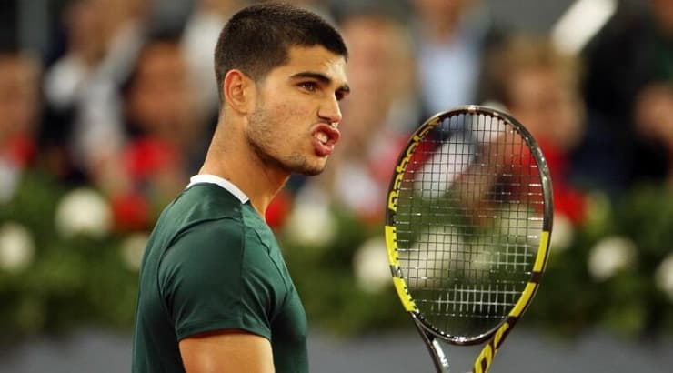 קרלוס אלקרס חוגג (רויטרס) קרלוס אלקרס חוגג