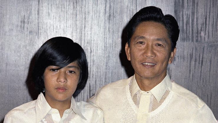 הפיליפינים פיליפינים רודן פרדיננד מרקוס עם בנו פרדיננד מרקוס ג'וניור 1972