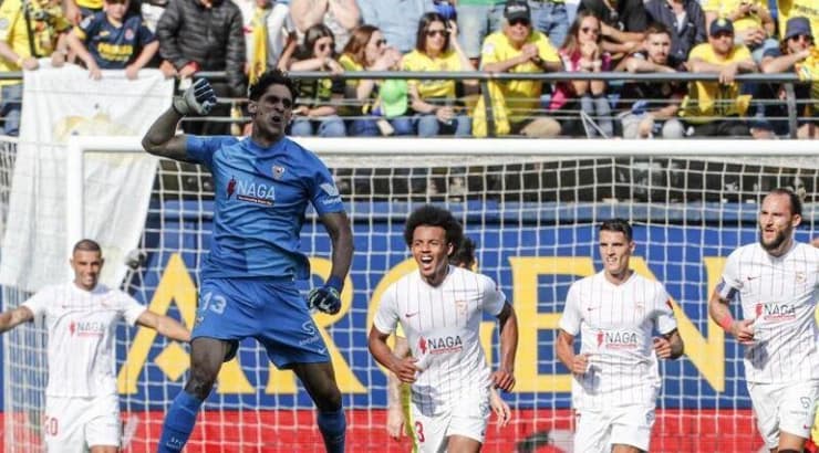 שחקני סביליה חוגגים (La Liga) שחקני סביליה חוגגים