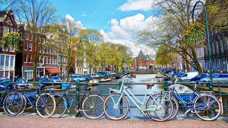 אמסטרדם: בירת המדוושים של אירופה