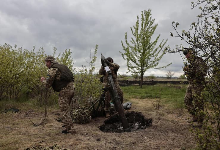 לוחם אוקראיני של צבא אוקראינה במחוז חרקוב