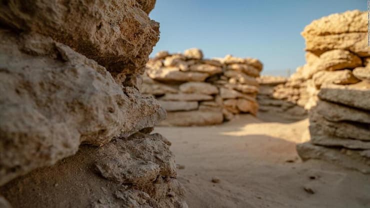 מבני האבן הניאוליתיים באי Ghagha