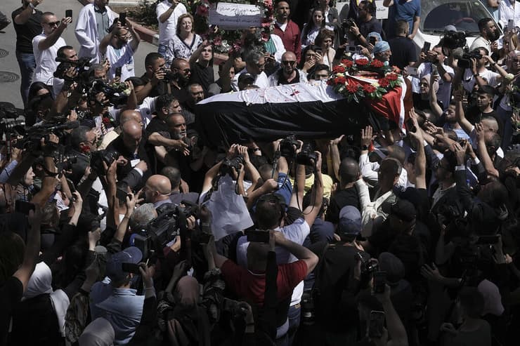 גופתה של העיתונאית שירין אבו עאקלה בירושלים