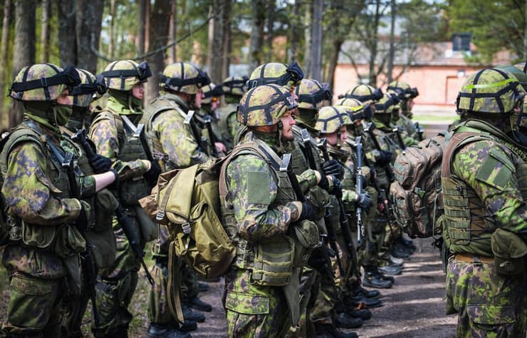 אימוני צבא בפינלנד