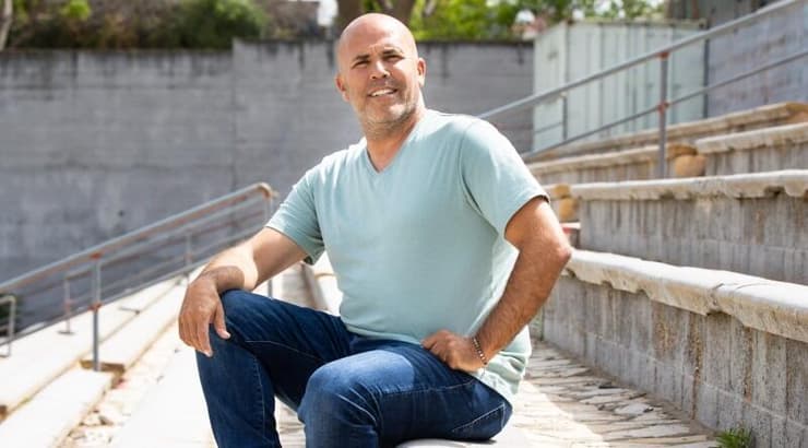 אוהב את העיר. אורן גולן