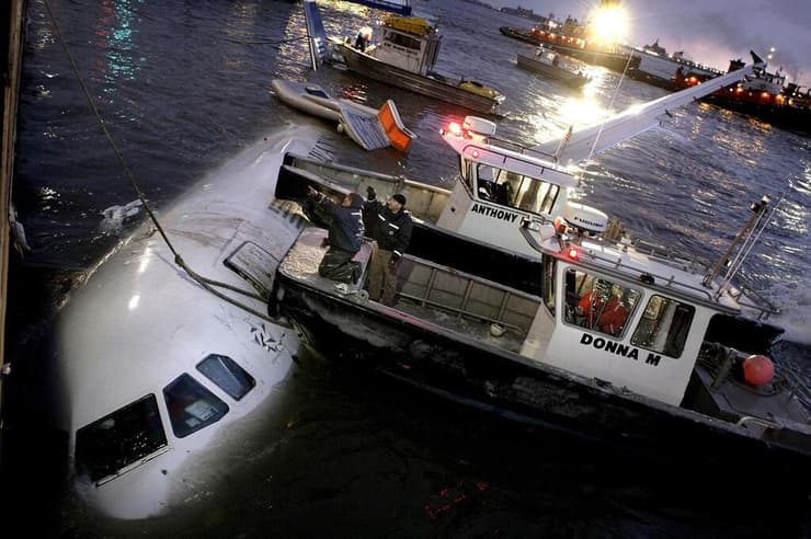 טיסה 1549 של יו אס איירווייז שביצעה נחיתת חירום בנהר ההדסון