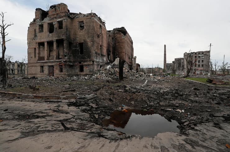 ההרס ב מפעל אזובסטל אחרי כניעת הלוחמים האוקראינים מלחמה רוסיה אוקראינה