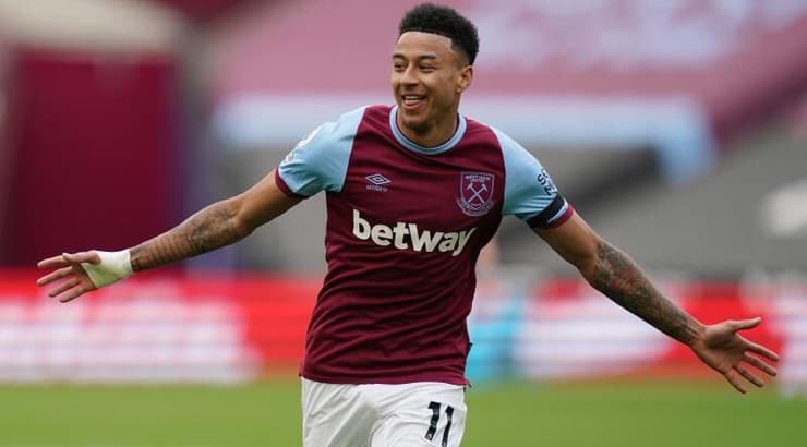 ג'סי לינגרד חוגג במדי ווסטהאם (רויטרס) ג'סי לינגרד חוגג במדי ווסטהאם