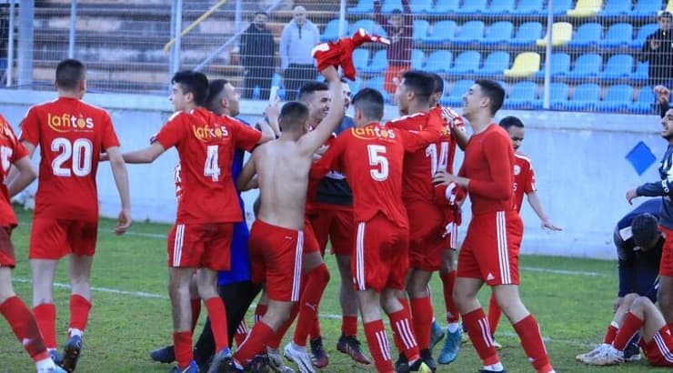 שחקני דיר חנא חוגגים (רויטרס) (באדיבות המועדון) שחקני דיר חנא חוגגים (רויטרס)