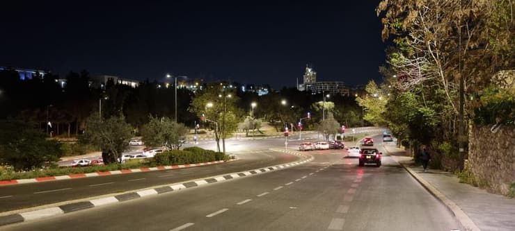 תאורת רחוב חדשה בירושלים