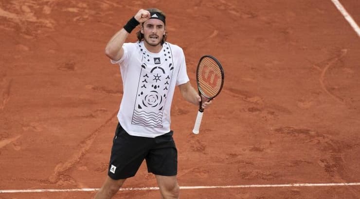 סטפנוס ציציפאס