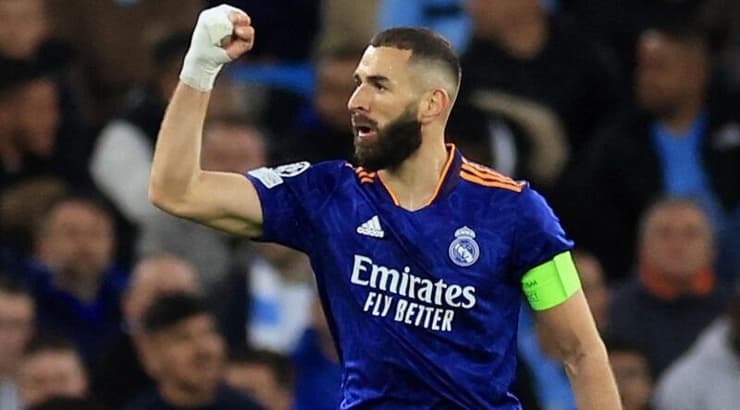 בנזמה והתחבושת (רויטרס) בנזמה והתחבושת