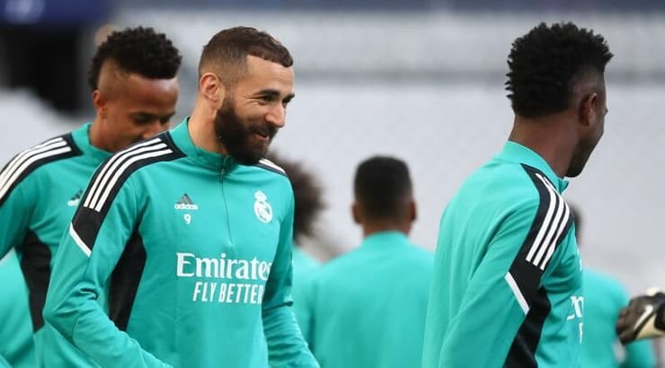 ויניסיוס ג'וניור, קארים בנזמה ואדר מיליטאו