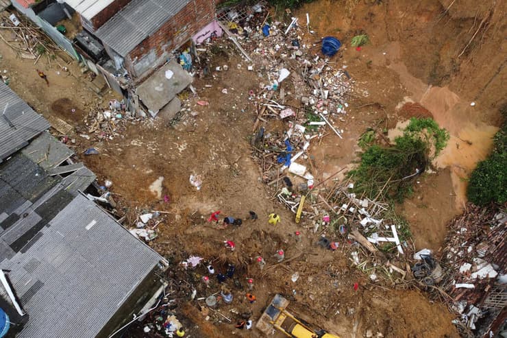 ברזיל 91 הרוגים בהצפות ב פרנמבוקו כאן אזור רסיפה