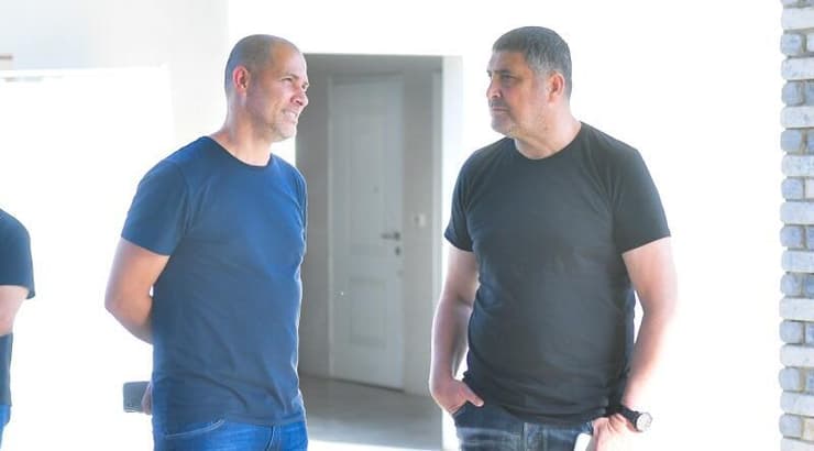 יובל נעים ואבי נימני (חגי מיכאלי) יובל נעים ואבי נימני