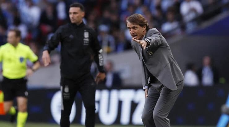 רוברטו מנצ'יני