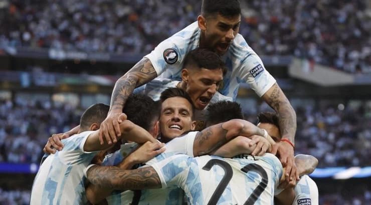 שחקני ארגנטינה חוגגים