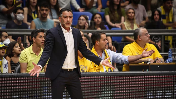 ההנהלה התערבה לו? אבי אבן (צילום: עוז מועלם) אבי אבן