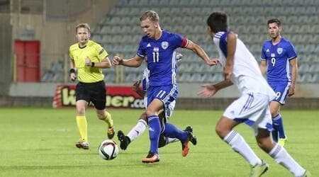 עדן קארצב במדי נבחרת הנוער. "תמיד הקפיצו אותו למעלה"