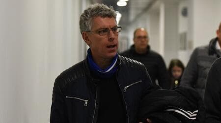 מיץ' גולדהאר. הכריז מלחמה במתפרעים ובמקללים