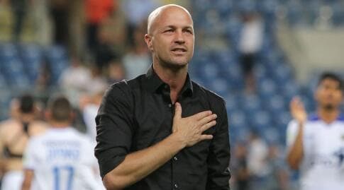 ג'ורדי קרויף. "כעס זו לא המילה" (אחמד מוררה) ג'ורדי קרויף. "כעס זו לא המילה"