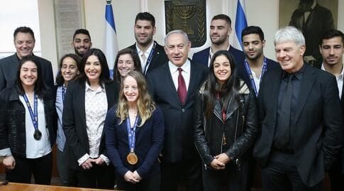 באמת אכפת להם מהספורט ההישגי? נתניהו ורגב מארחים את נבחרת הג'ודו (רדאד ג'בארה) באמת אכפת להם מהספורט ההישגי? נתניהו ורגב מארחים את נבחרת הג'ודו