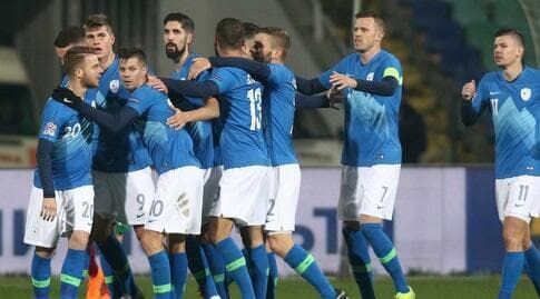 "בטוח שאנחנו יכולים לנצח בישראל", שחקני סלובניה חוגגים (רויטרס) "בטוח שאנחנו יכולים לנצח בישראל", שחקני סלובניה חוגגים