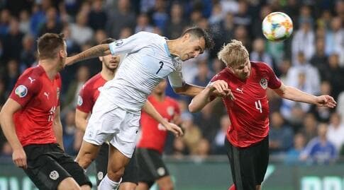 ערן זהבי נוגח