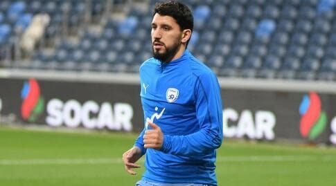 אלמוג כהן באימון נבחרת ישראל