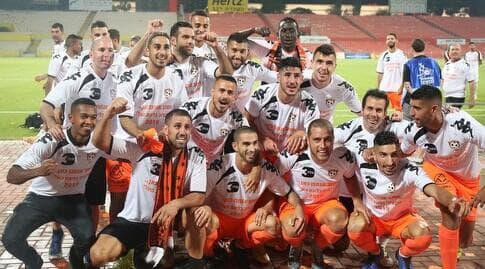 נס ציונה חוגגת עלייה לליגת העל (שחר גרוס) נס ציונה חוגגת עלייה לליגת העל