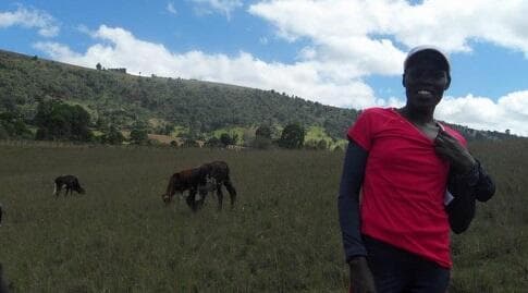 לונה סלפטר בביקור בקניה