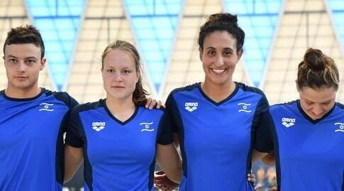 אנדראה מורז בין משלחת השחיינים