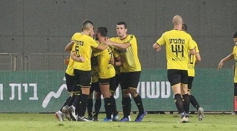 שחקני נתניה בגביע הטוטו. ימשיכו לחגוג גם בליגה?