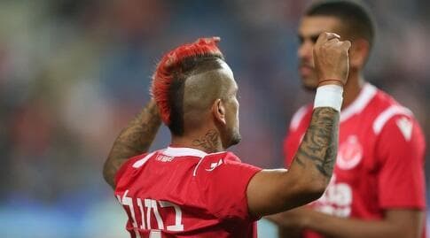 מאור בוזגלו. המניה הבטוחה של האדומים