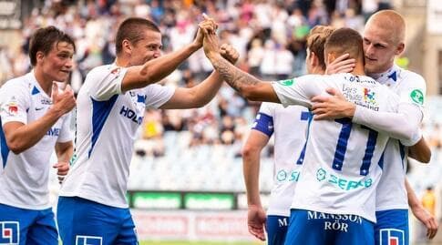 שחקני נורשפינג חוגגים. מקום טוב עבור שחקנים צעירים (הטוויטר של נורשפינג) שחקני נורשפינג חוגגים. מקום טוב עבור שחקנים צעירים