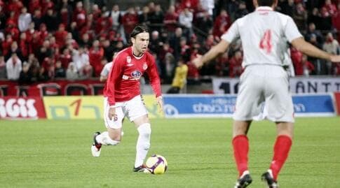 ביברס נאתכו באדום