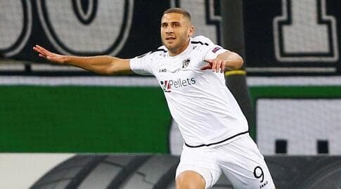 שון וייסמן חוגג (רויטרס) שון וייסמן חוגג