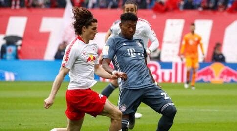 דויד אלאבה מול מרסל סביצר. האחד פצוע, השני הסכנה הגדולה ביותר של ישראל (רויטרס) דויד אלאבה מול מרסל סביצר. האחד פצוע, השני הסכנה הגדולה ביותר של ישראל